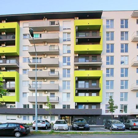 Apartament Prima Nufarul Ralu Oradea Bagian luar foto