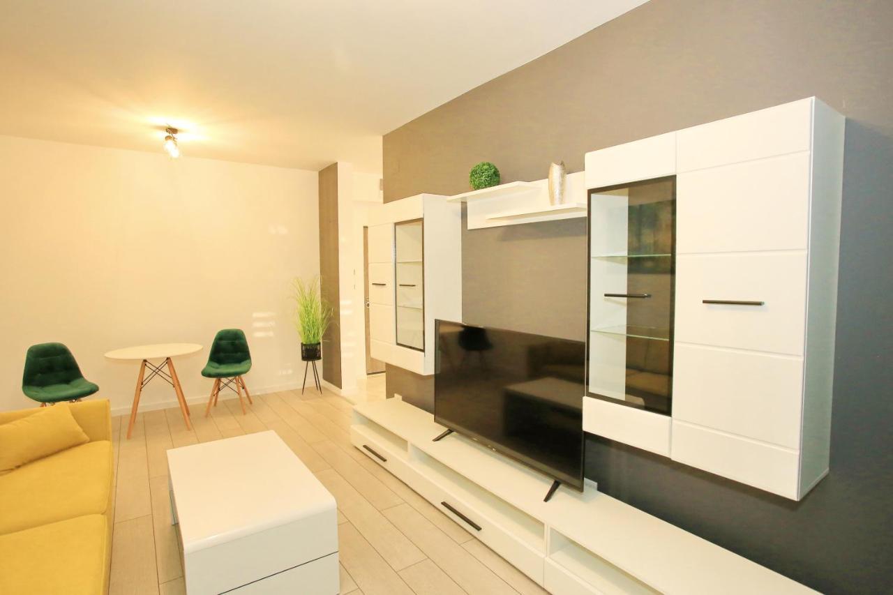 Apartament Prima Nufarul Ralu Oradea Bagian luar foto