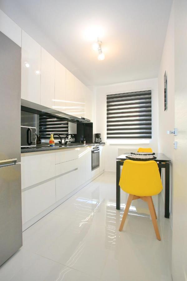 Apartament Prima Nufarul Ralu Oradea Bagian luar foto