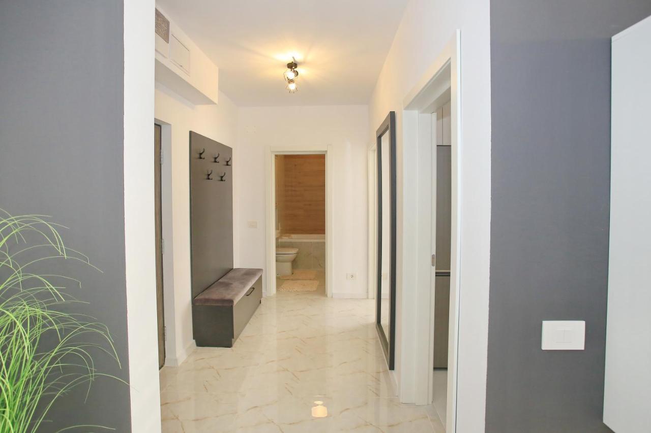 Apartament Prima Nufarul Ralu Oradea Bagian luar foto