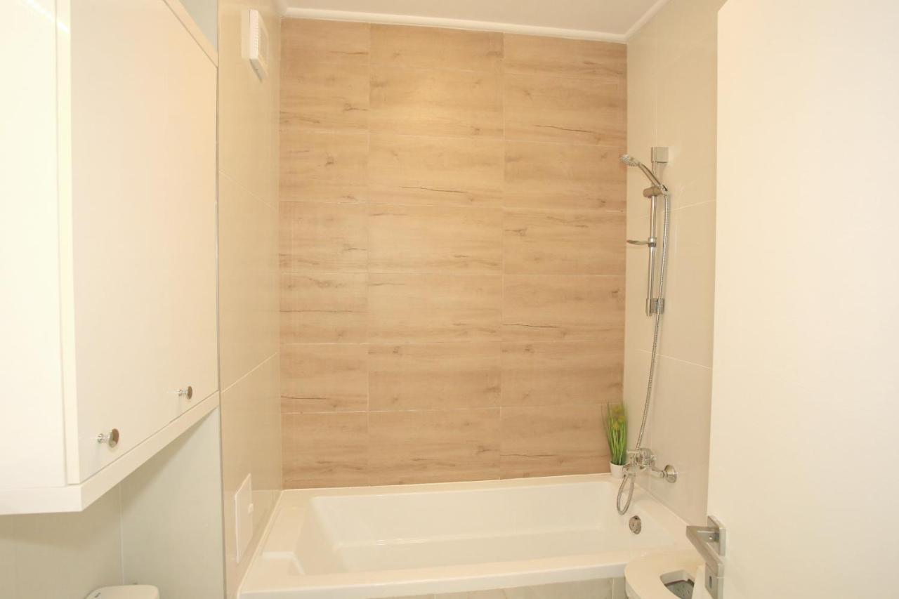 Apartament Prima Nufarul Ralu Oradea Bagian luar foto